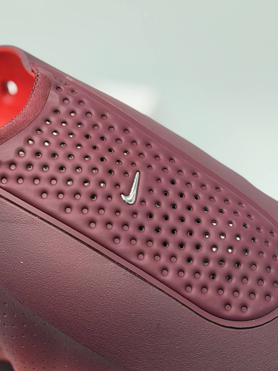 Nike Mind 001 "Burgundy/Crimson" | Vinotinto-Rojo |