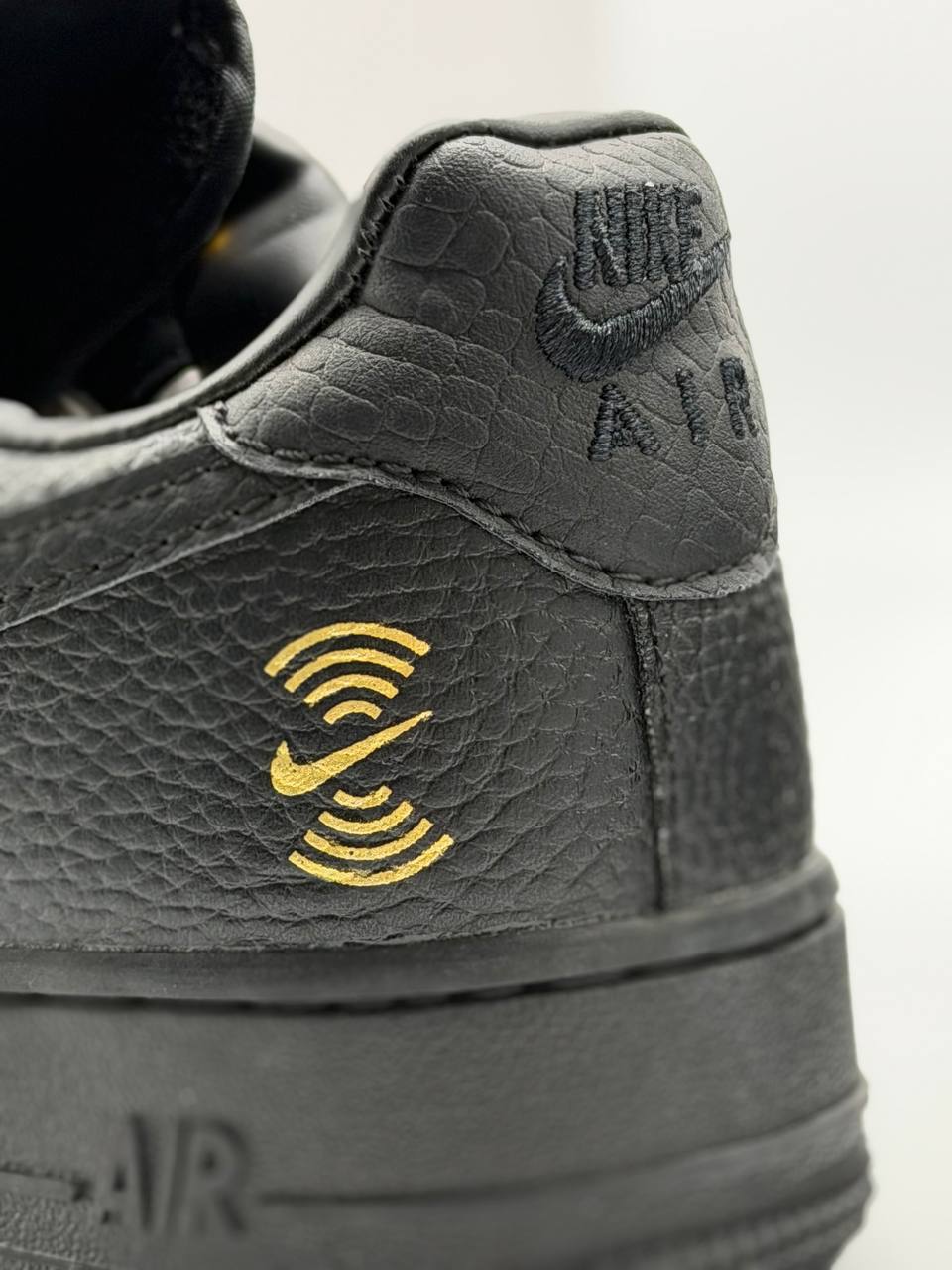 Nike Air Force 1 "anniversary edition"  | Blanco-Negro |