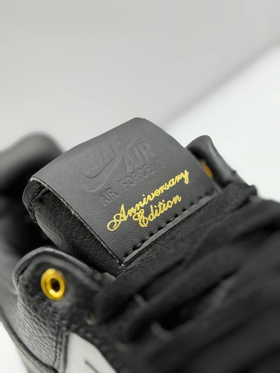 Nike Air Force 1 "anniversary edition"  | Blanco-Negro |