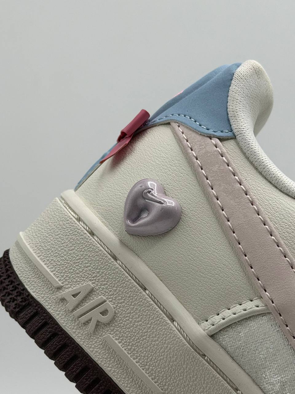 Nike Air Force 1 Low “Valentine's Day” | Beige-Rosa