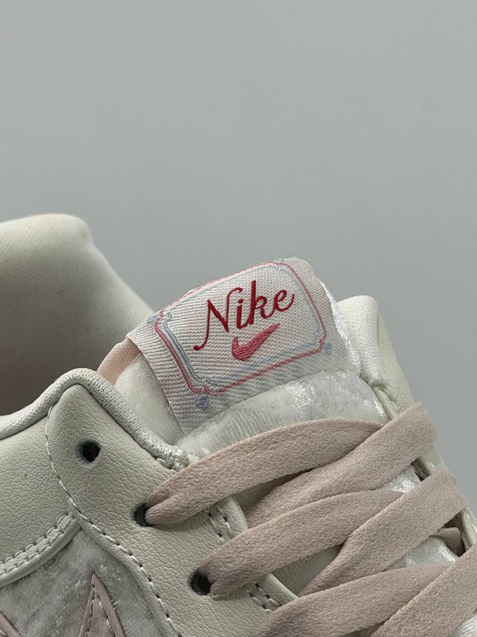 Nike Air Force 1 Low “Valentine's Day” | Beige-Rosa