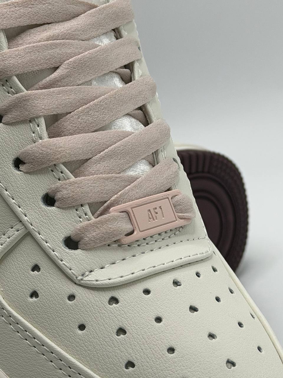 Nike Air Force 1 Low “Valentine's Day” | Beige-Rosa