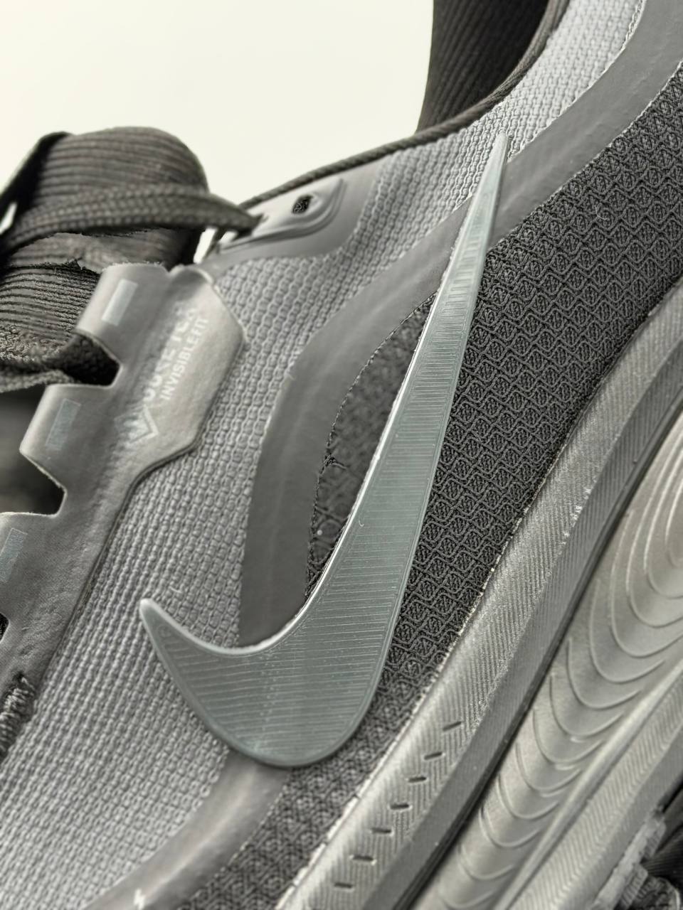 Nike Vomero 18 GTX  | Negro