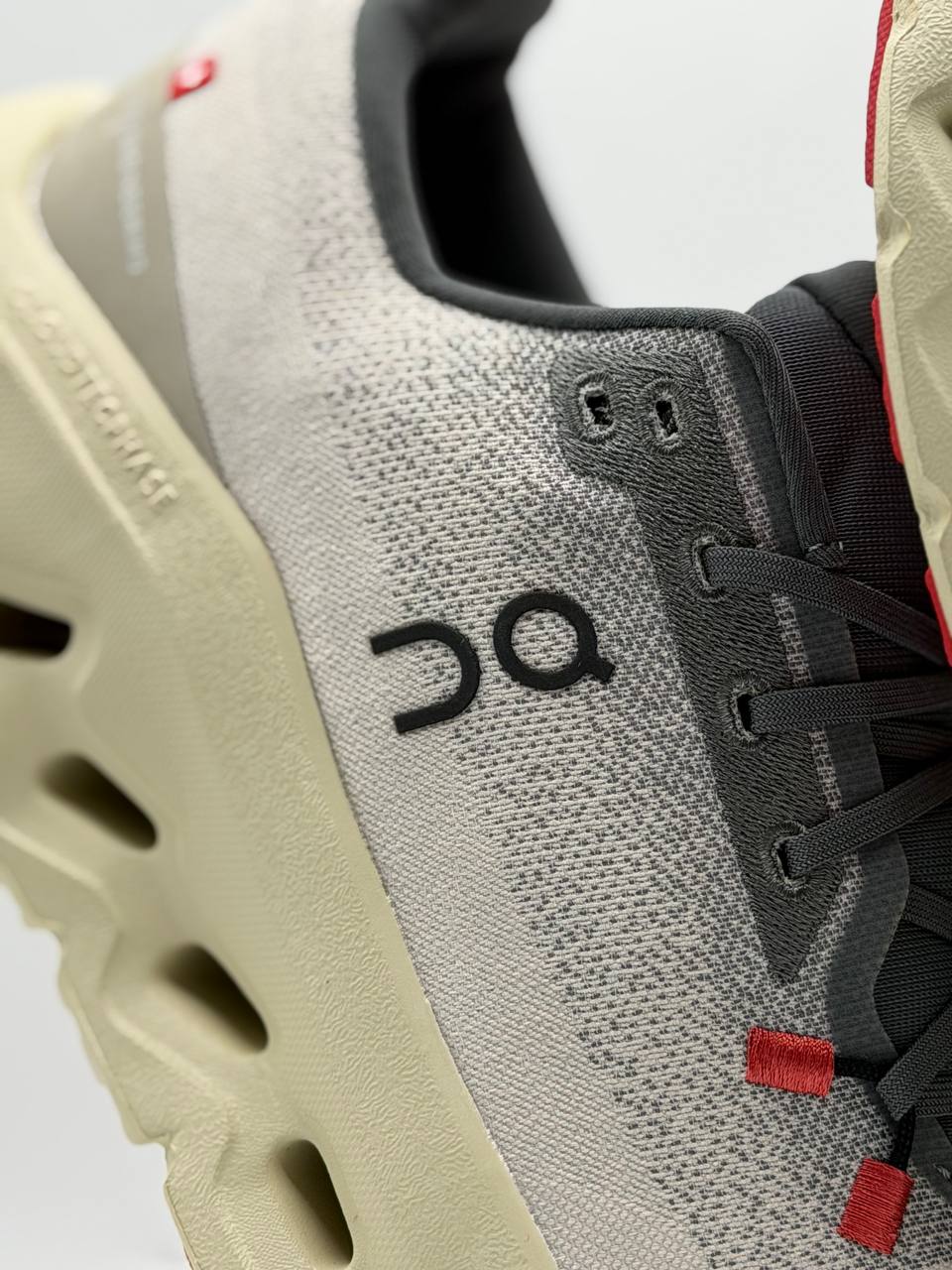 On Running Cloudtilt "Rock Sand"  | Beige-Gris