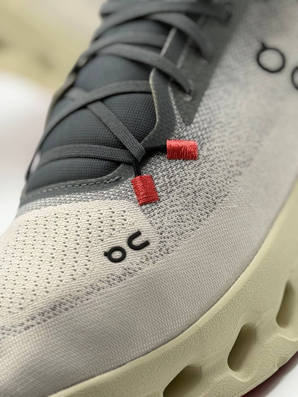 On Running Cloudtilt "Rock Sand"  | Beige-Gris