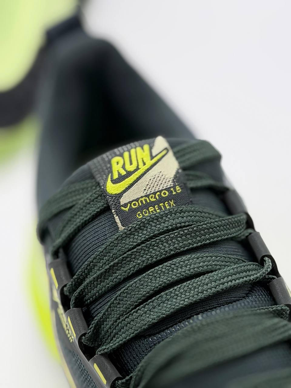Nike Vomero 18 Gore-Tex | Verde
