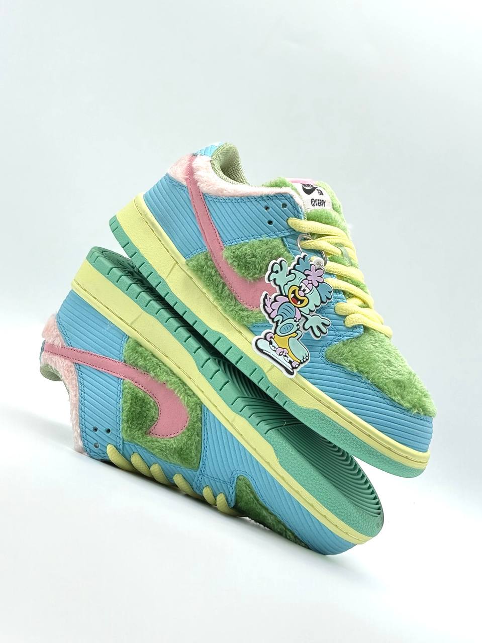 Nike SB Dunk Low Pro x Verdy "Visty"  | Azul-Verde