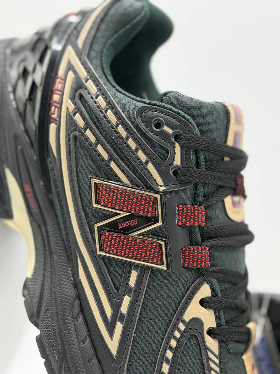 New Balance 1906R Kith | Negro