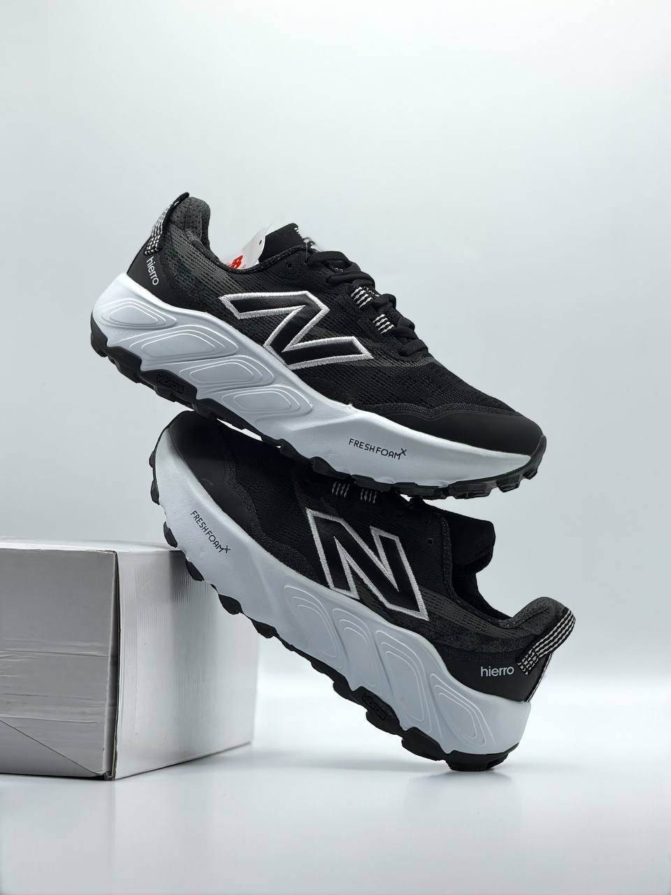 New Balance Fresh Foam X Garoé V2 | Blanco-Negro