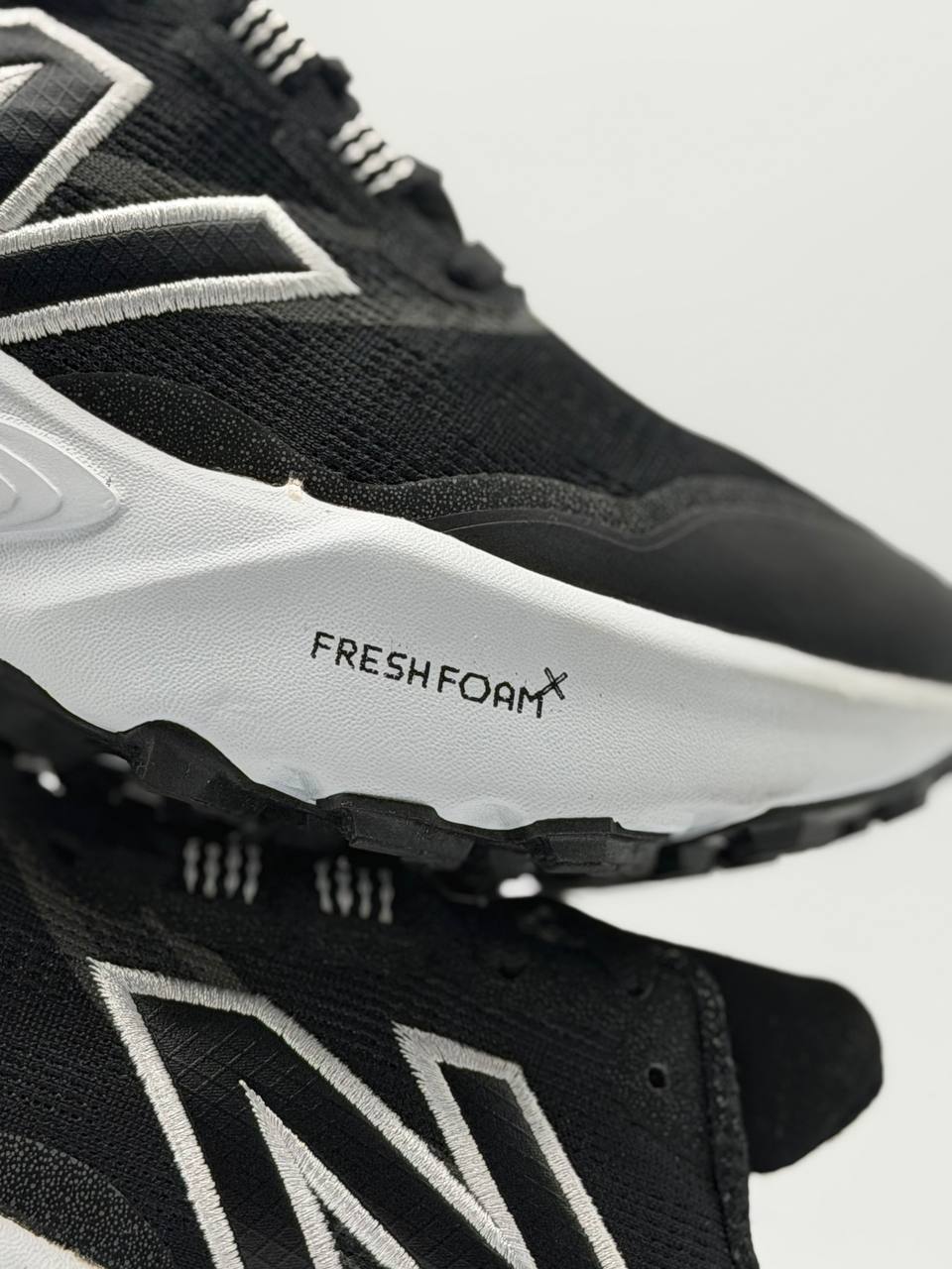 New Balance Fresh Foam X Garoé V2 | Blanco-Negro
