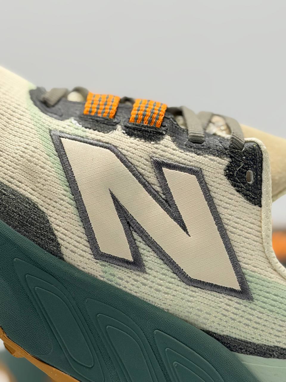 New Balance Fresh Foam X Hierro | Beige-Verde