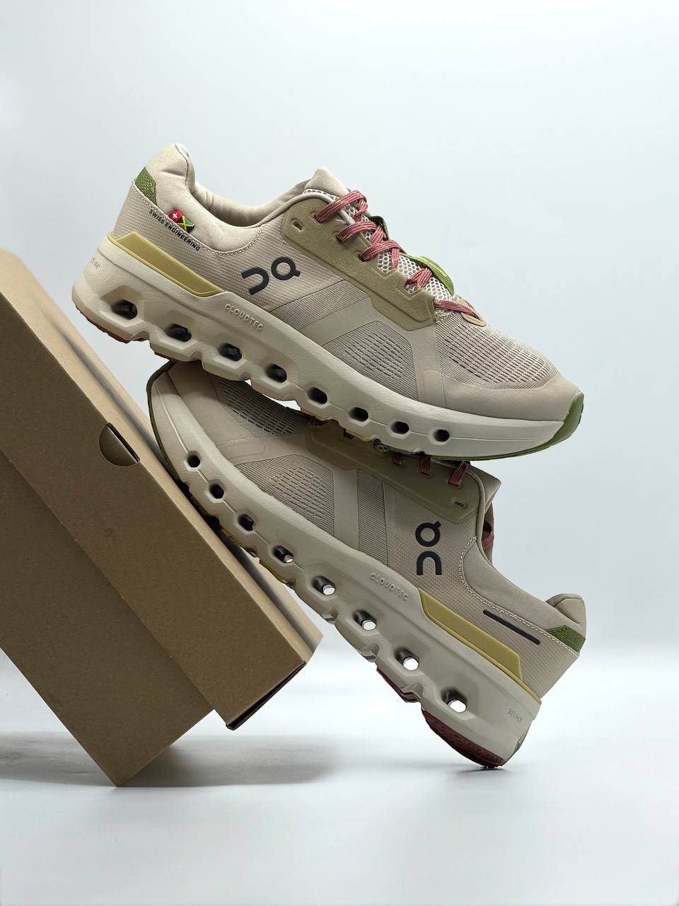 On Running Cloudrunner 2 | Beige