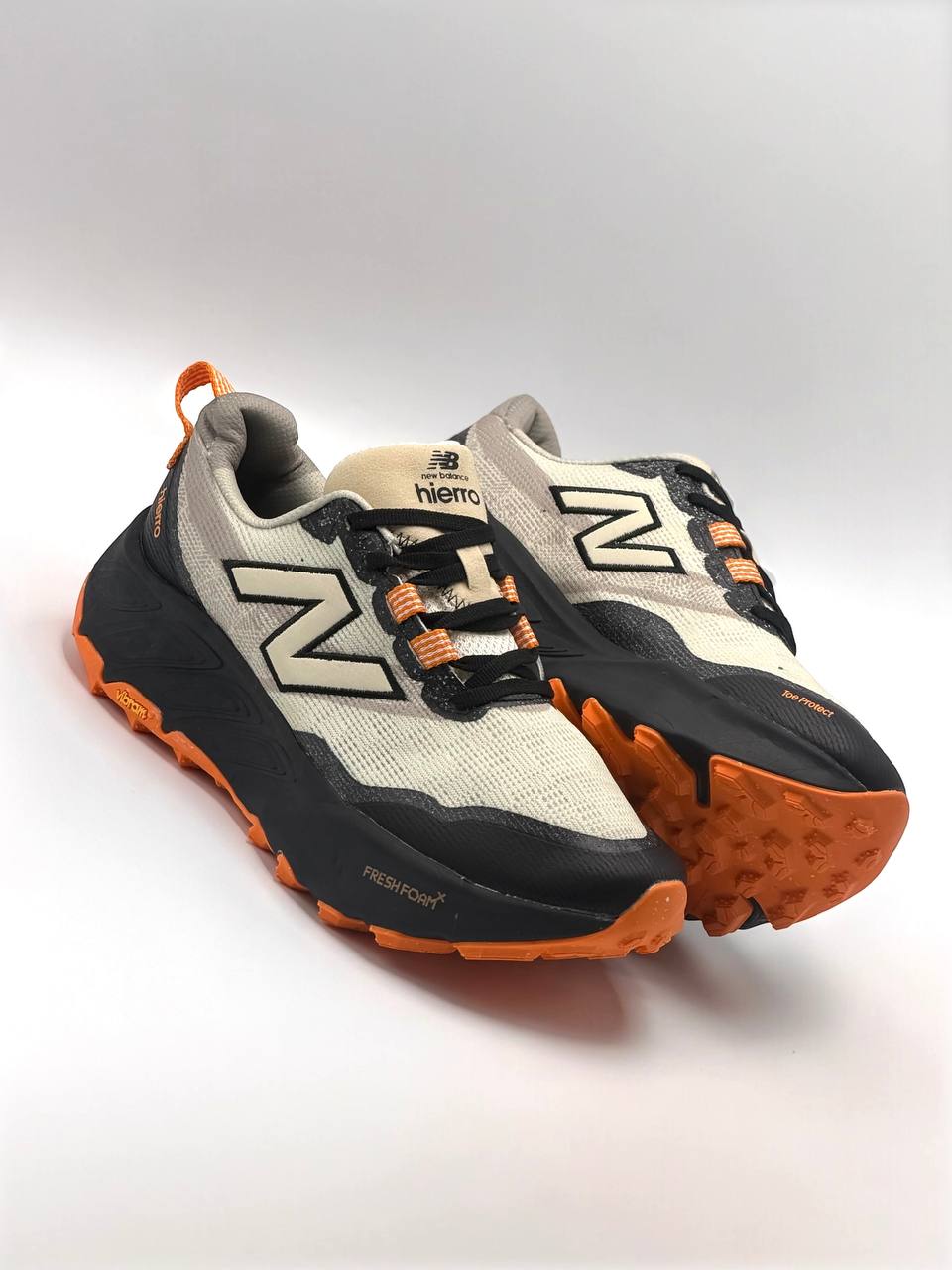 New Balance Hierro | Beige-Negro-Naranja