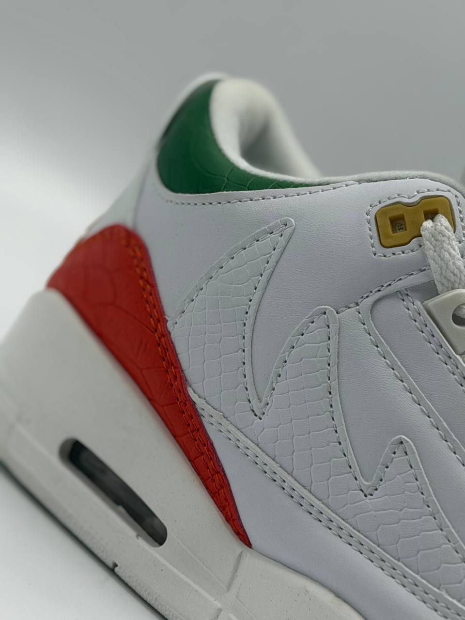 Nike Air Jordan 3 Retro "El Vuelo"  | Blanco-Verde-Naranja