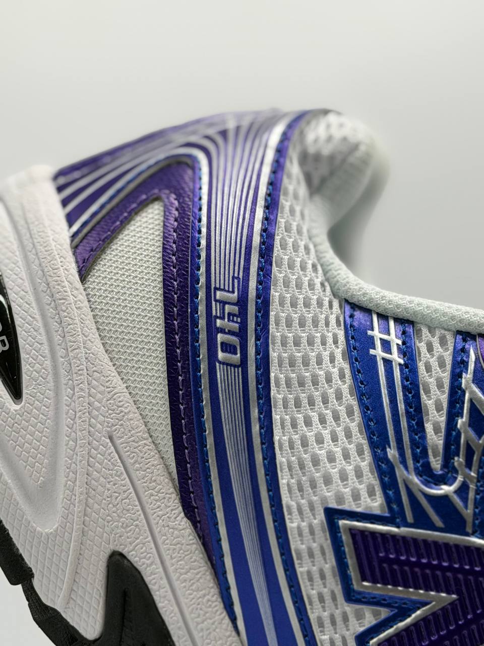 New Balance 740v2 | Blanco-Purpura