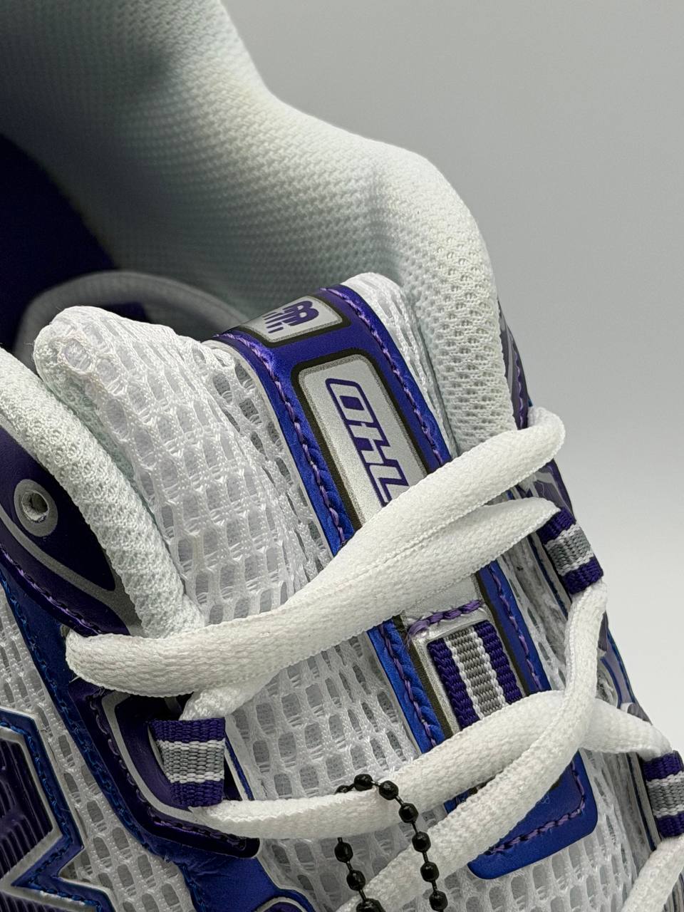New Balance 740v2 | Blanco-Purpura