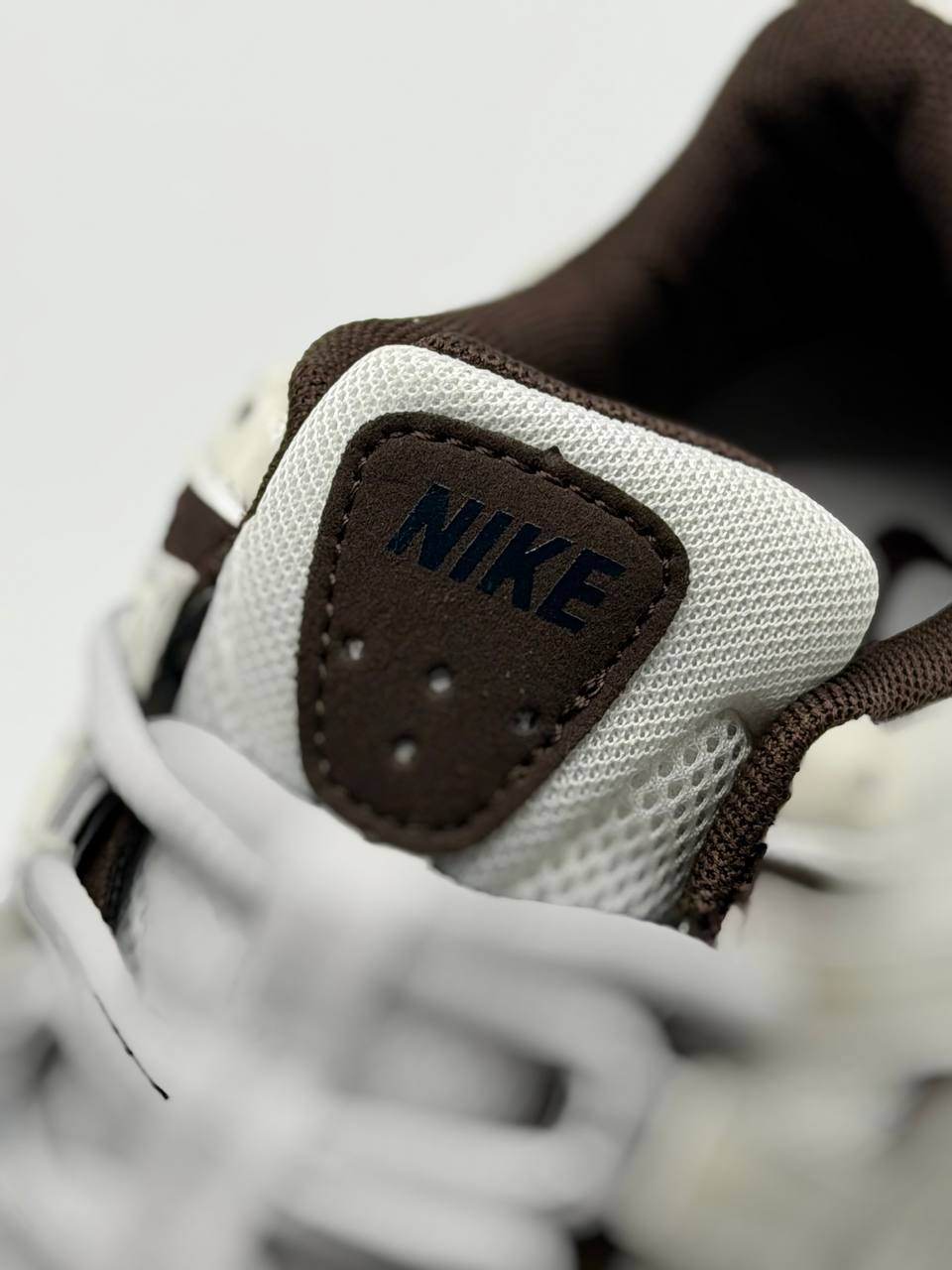 Nike P6000 Baroque Dark | Marron