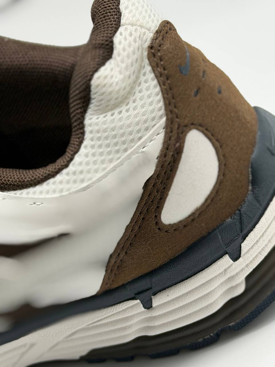 Nike P6000 Baroque Dark | Marron