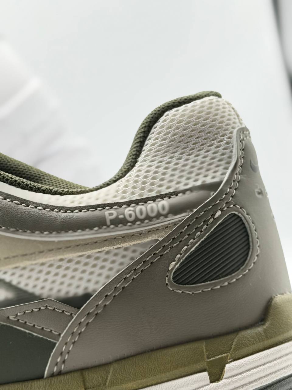 Nike P-6000 Light Army Cargo Khaki | Verde