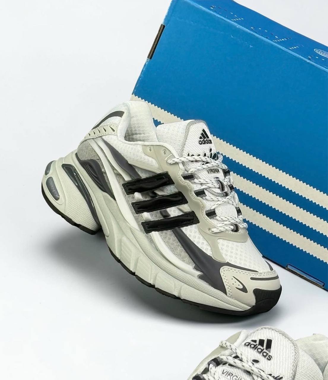 Adidas Adistar Jellyfish Pharrell Williams | Blanco-Negro
