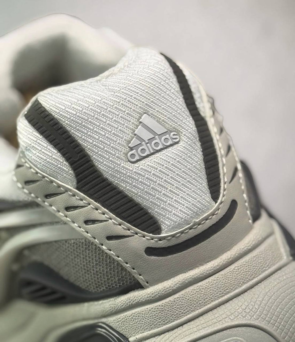 Adidas Adistar Jellyfish Pharrell Williams | Blanco-Negro