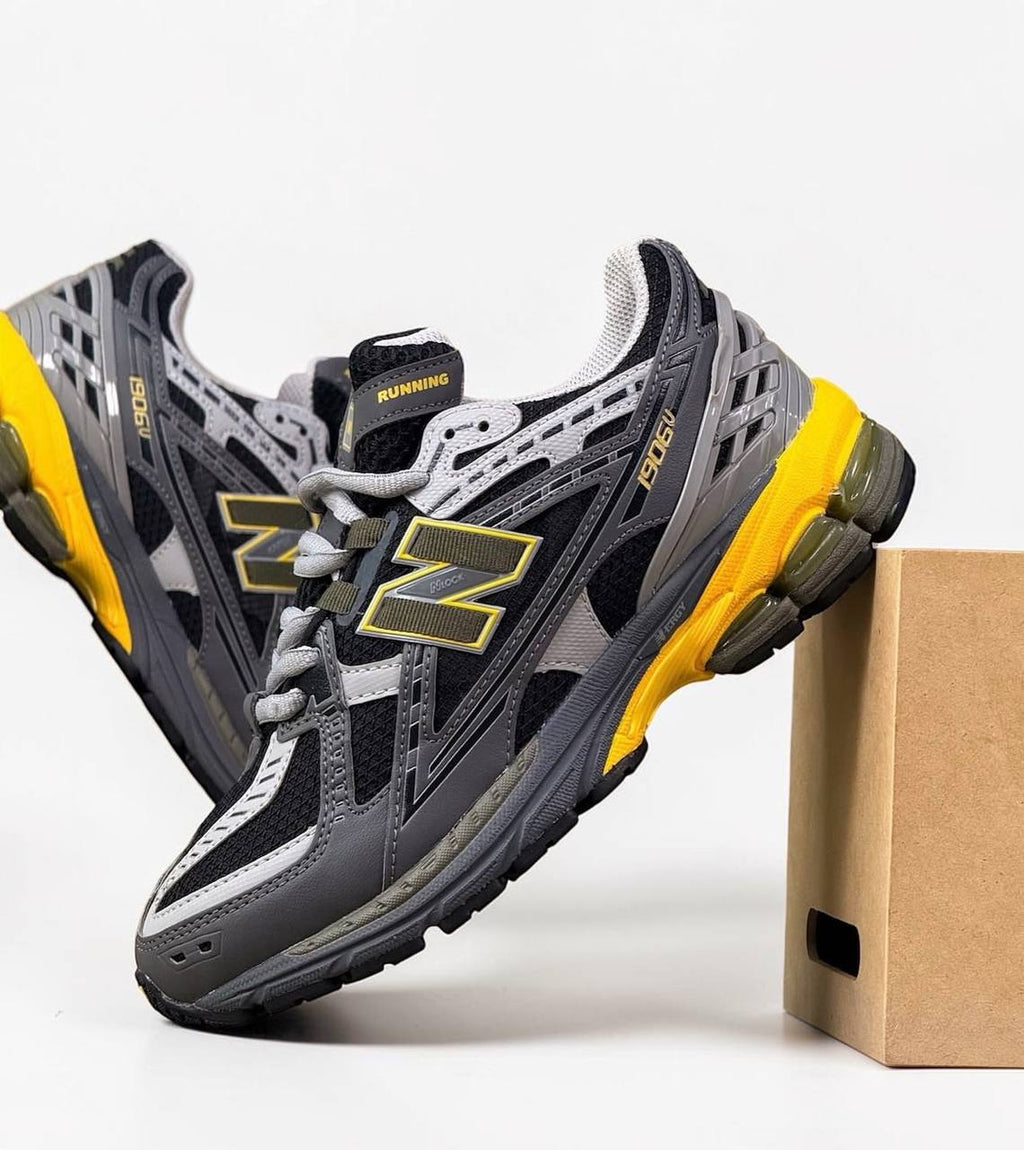 New Balance 1906U Utility "Castlerock Ginger Lemon" | Negro-Amarillo
