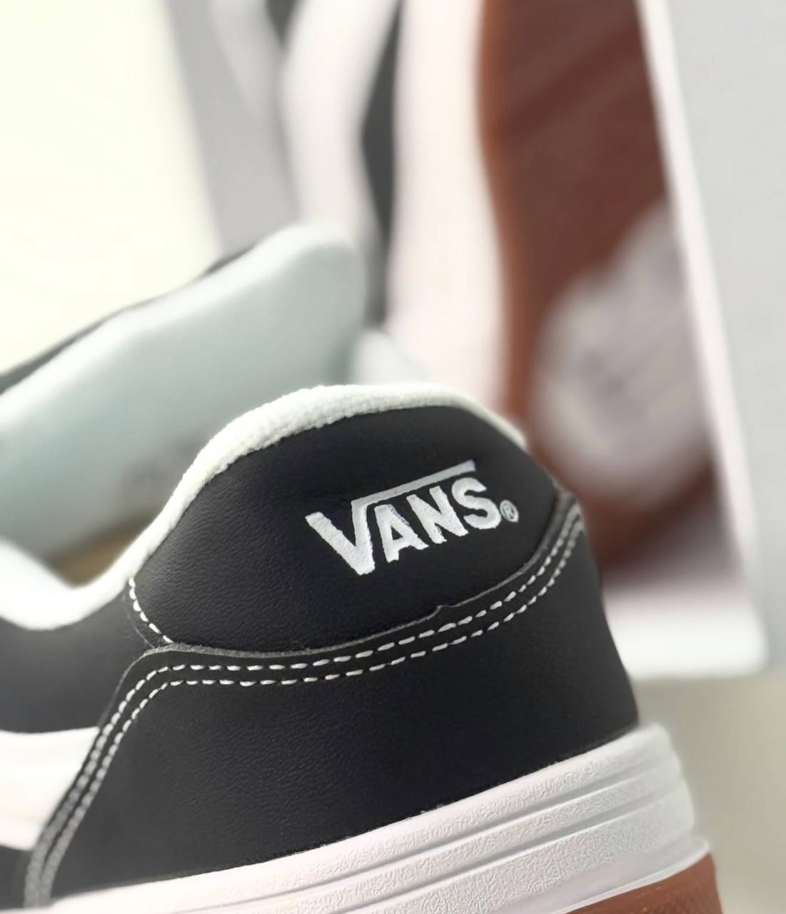 Vans Hylane | Negro-Blanco