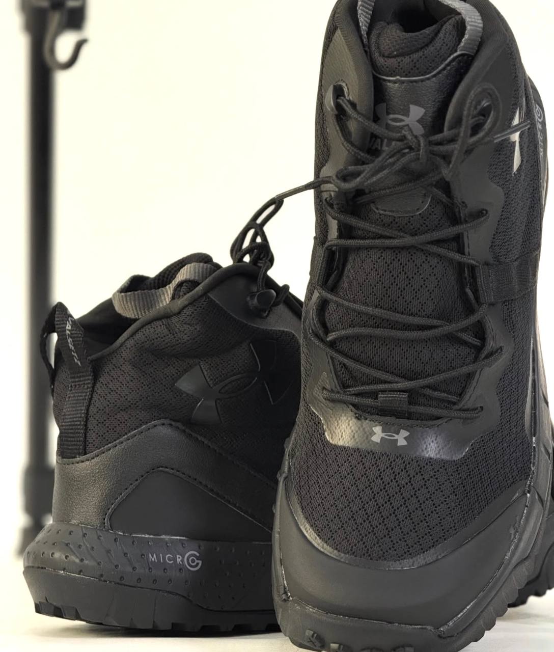 Under Armour Micro G Valsetz Mid Tactical Boots | Negro