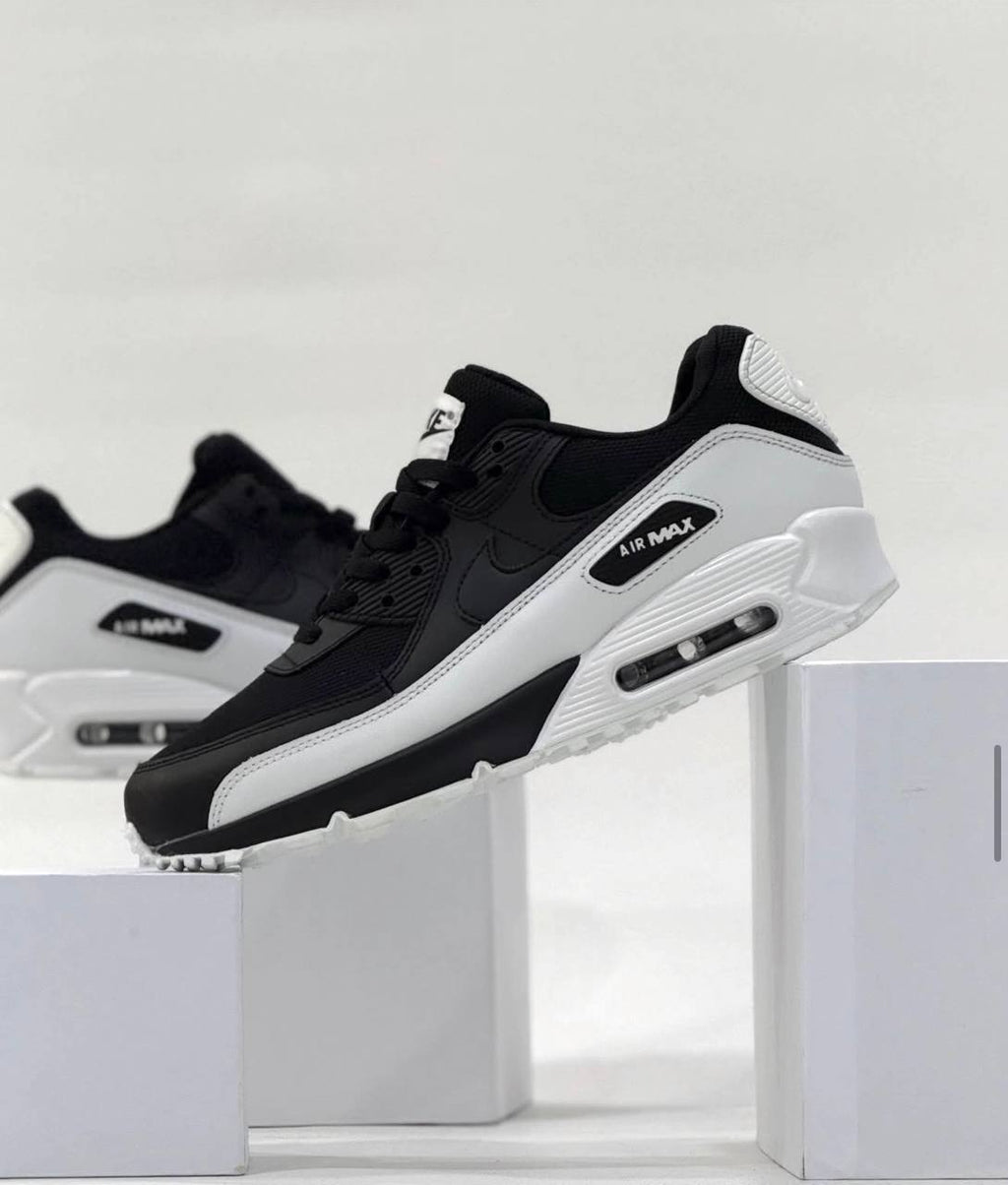 Nike Air Max 90 Essential Black | Blanco-Negro