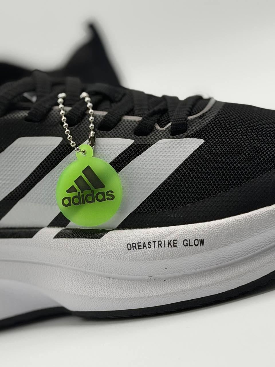 Adidas Dreastrike Glow | Negro-Blanco