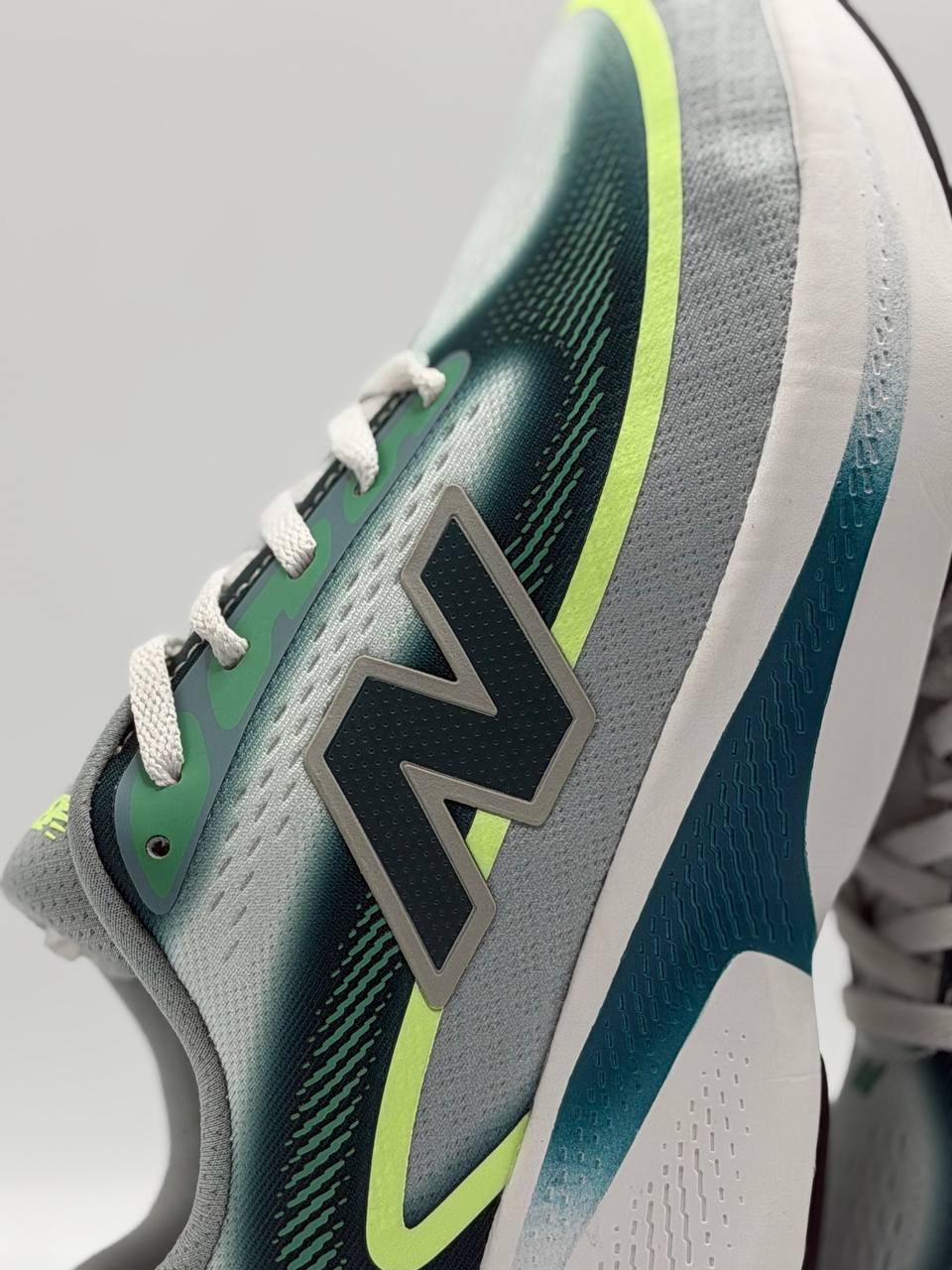 New Balance Ellipse V1  | Verde-Blanco