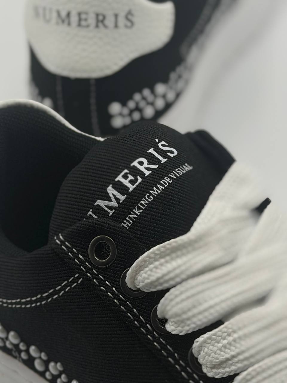 Numeris | Negro-Blanco
