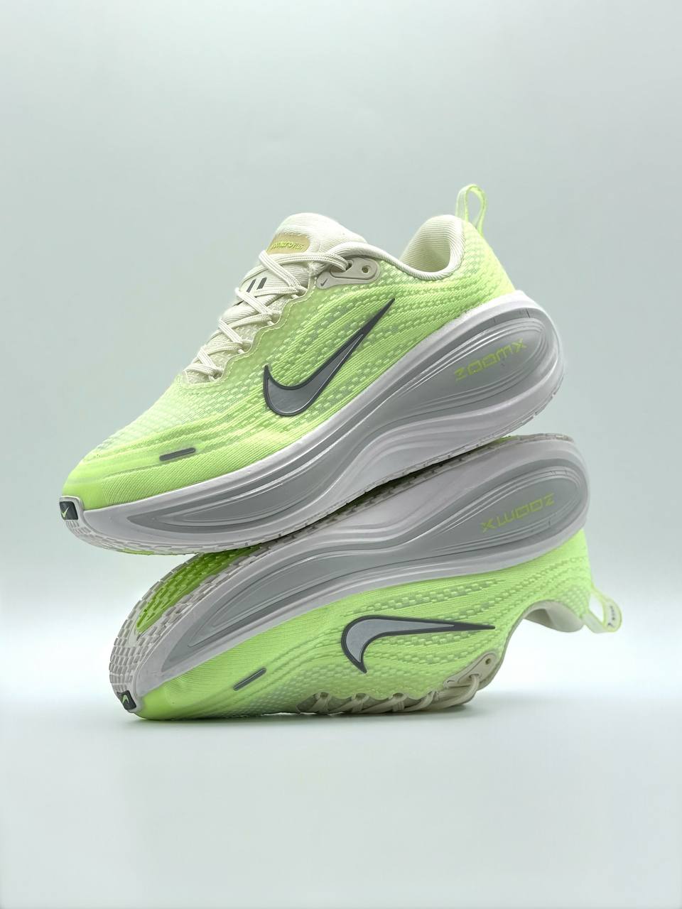 Nike Vomero Plus | Verde