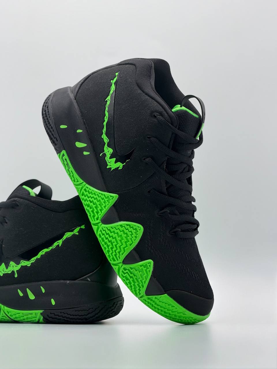 Nike Kyrie 4 'Halloween' | Negro-Verde