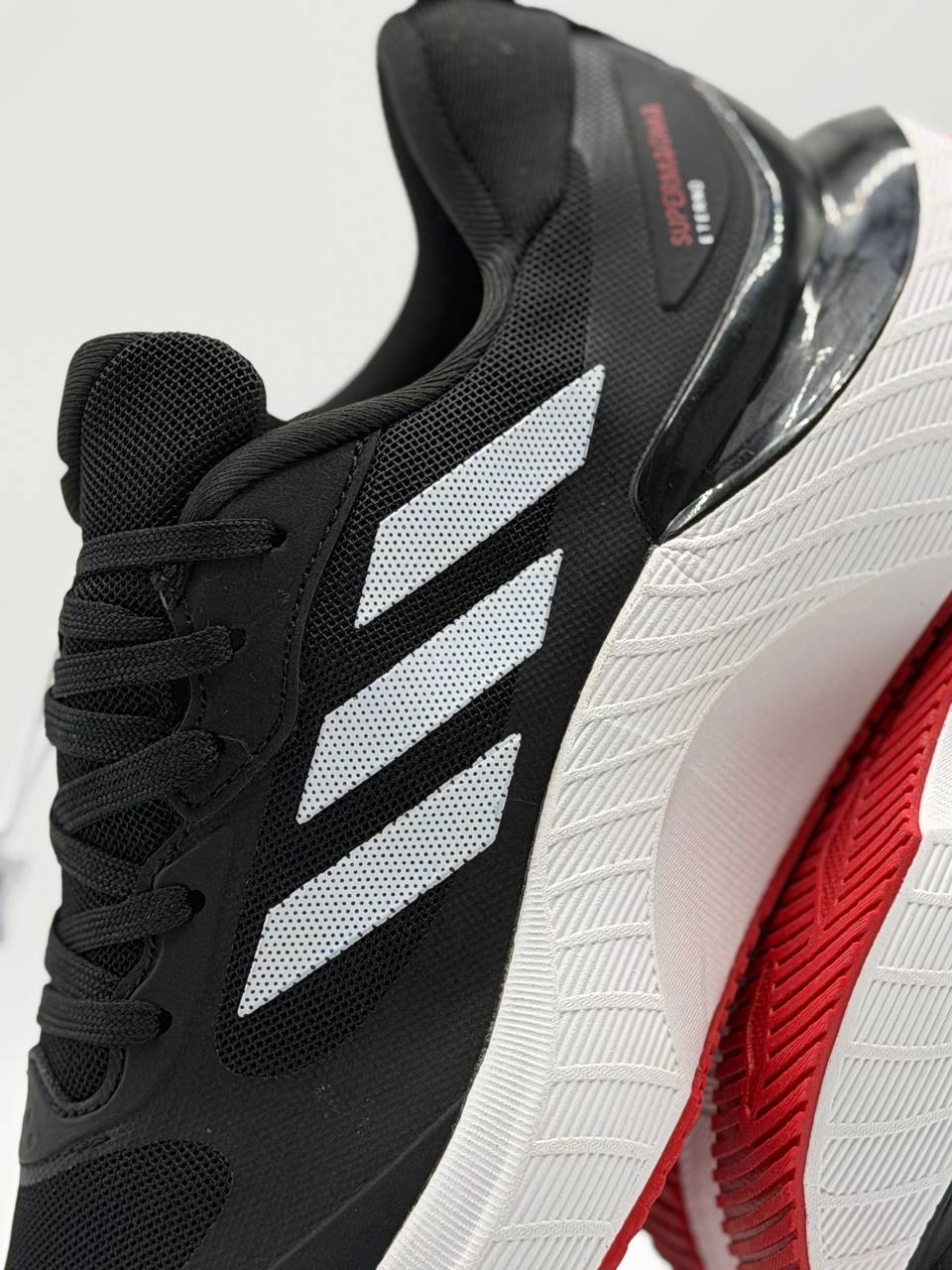 Adidas Supermagma | Blanco-Negro-Rojo