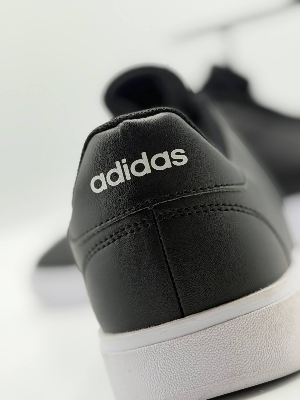 Adidas Advantage Base 2.0 | Negro-blanco