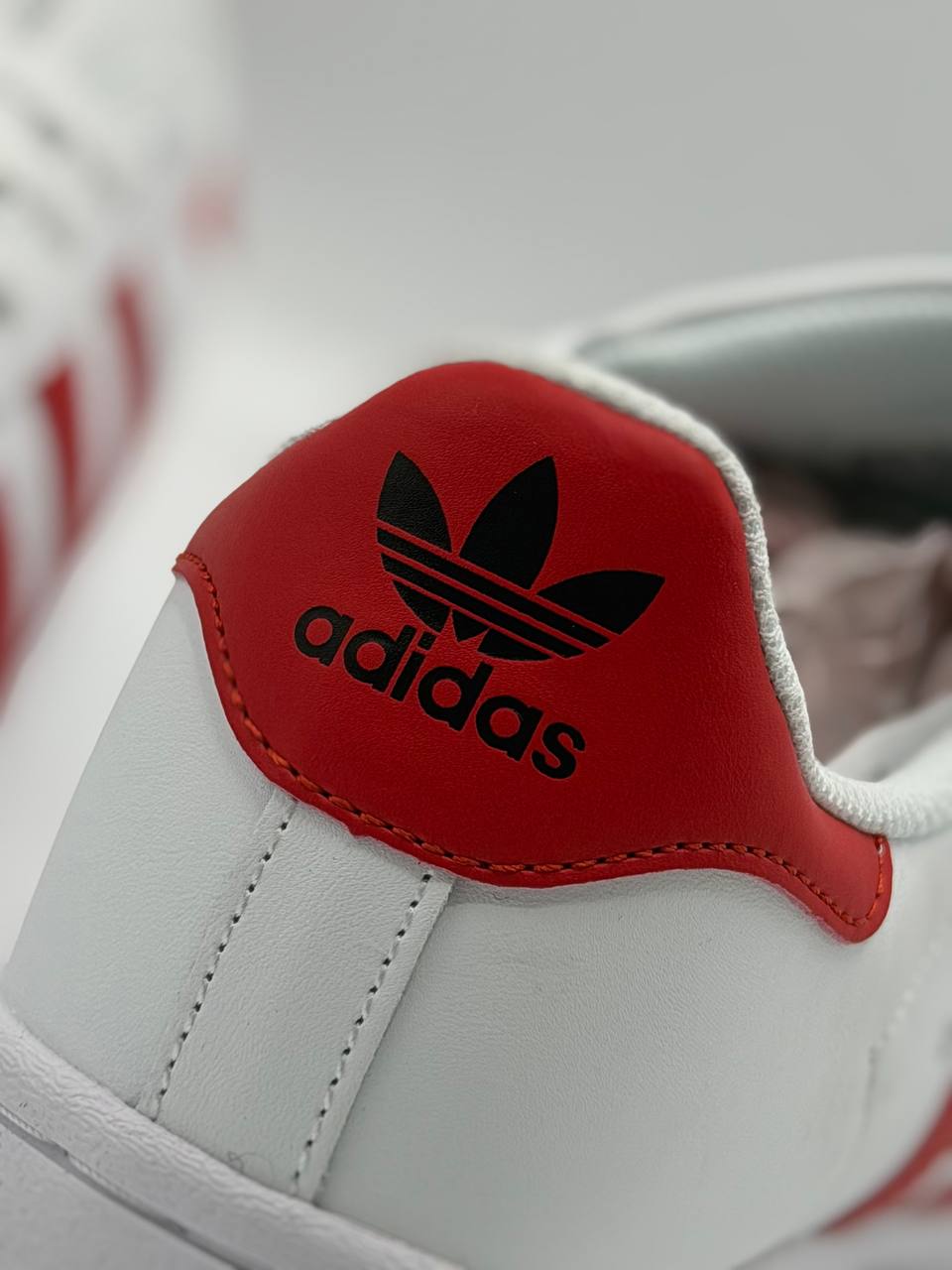 Adidas Superstar | Blanco-Rojo
