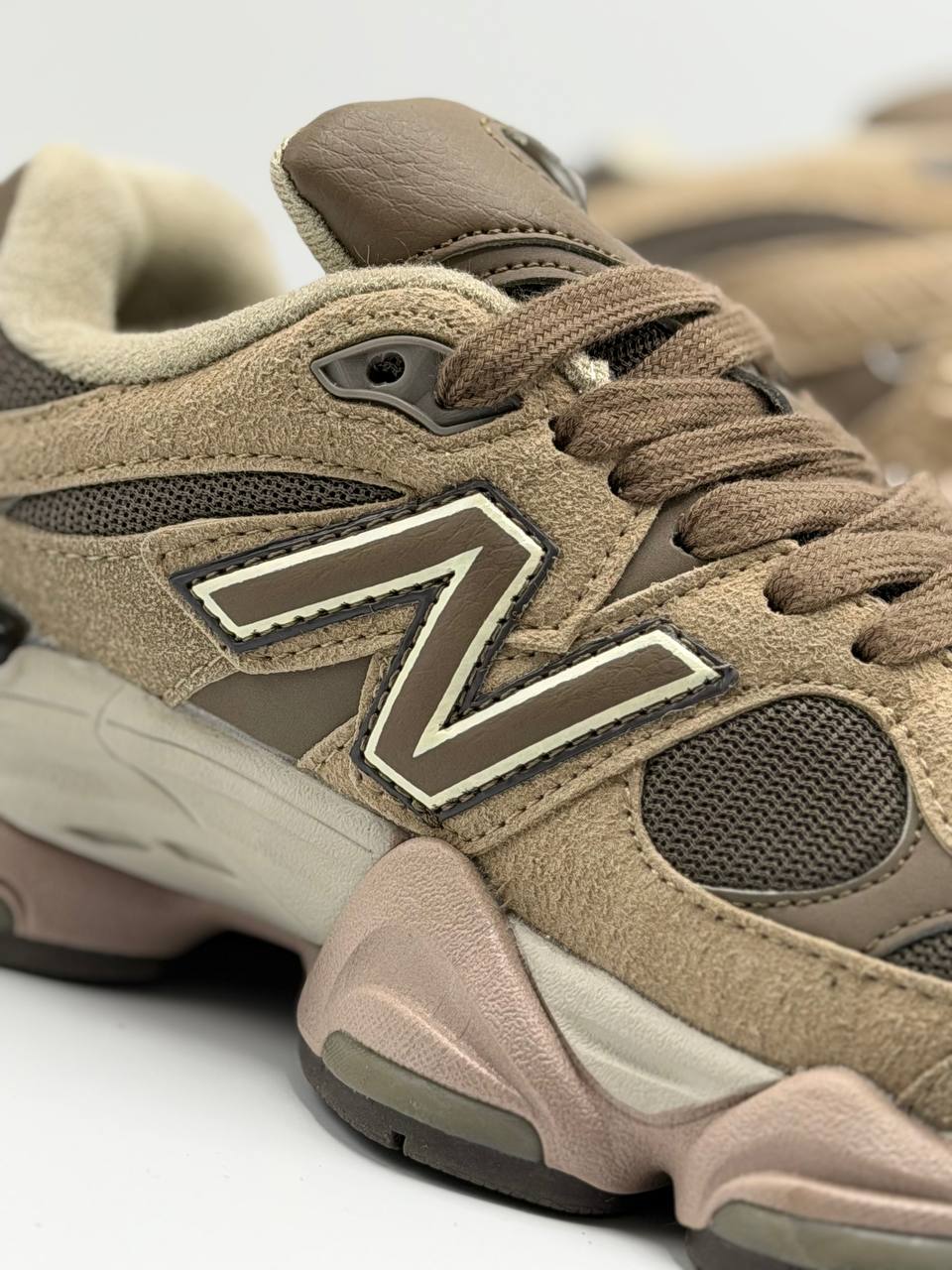 New Balance 9060 | Marron