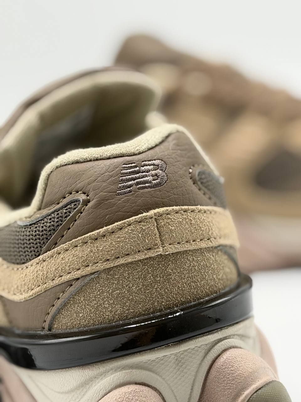 New Balance 9060 | Marron
