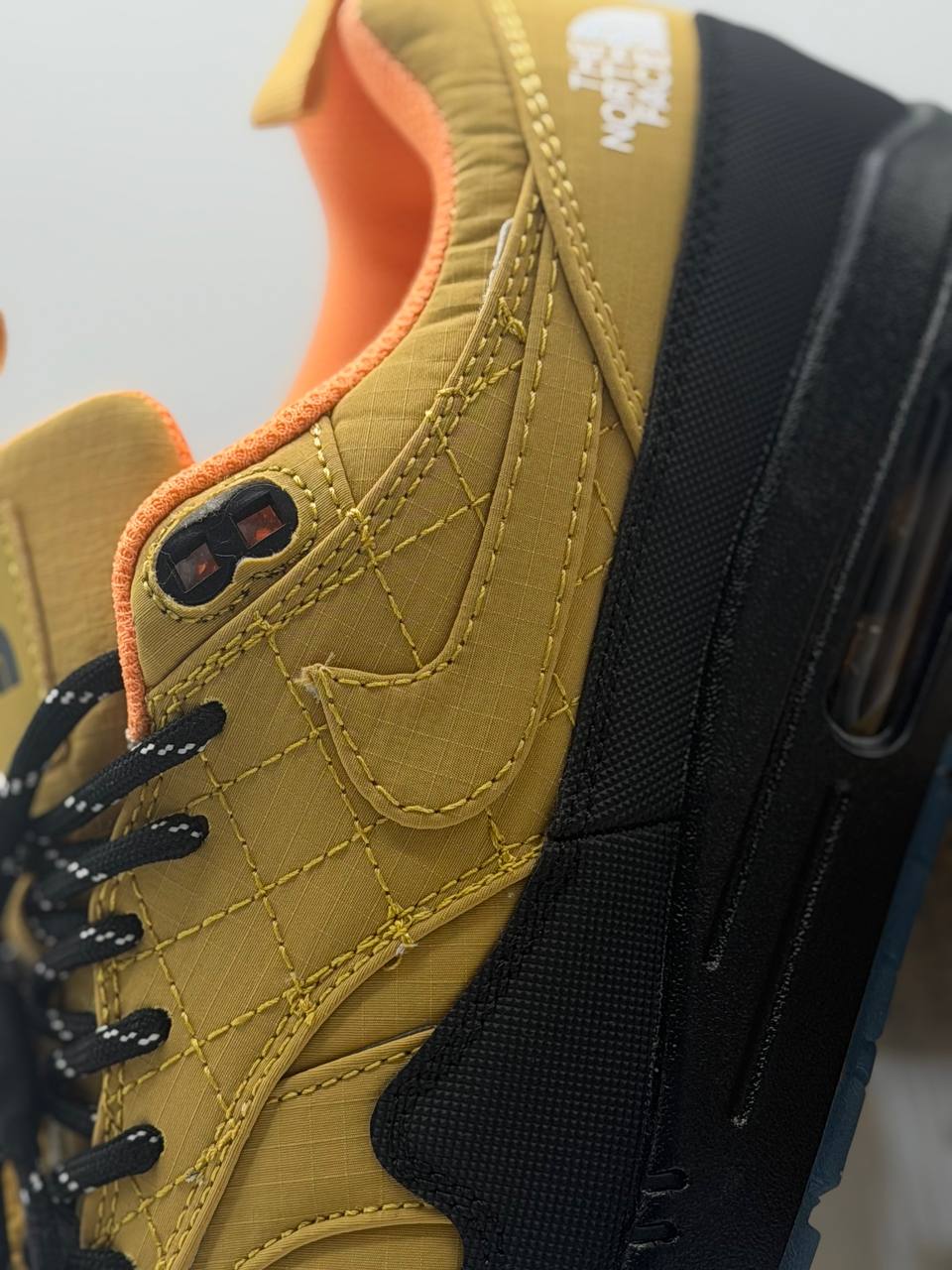 Nike Air Max 1 x The North Face | Amarillo