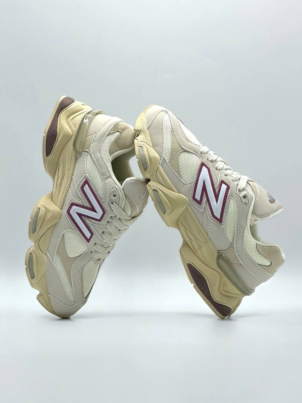 New Balance 9060 V1 | Beige