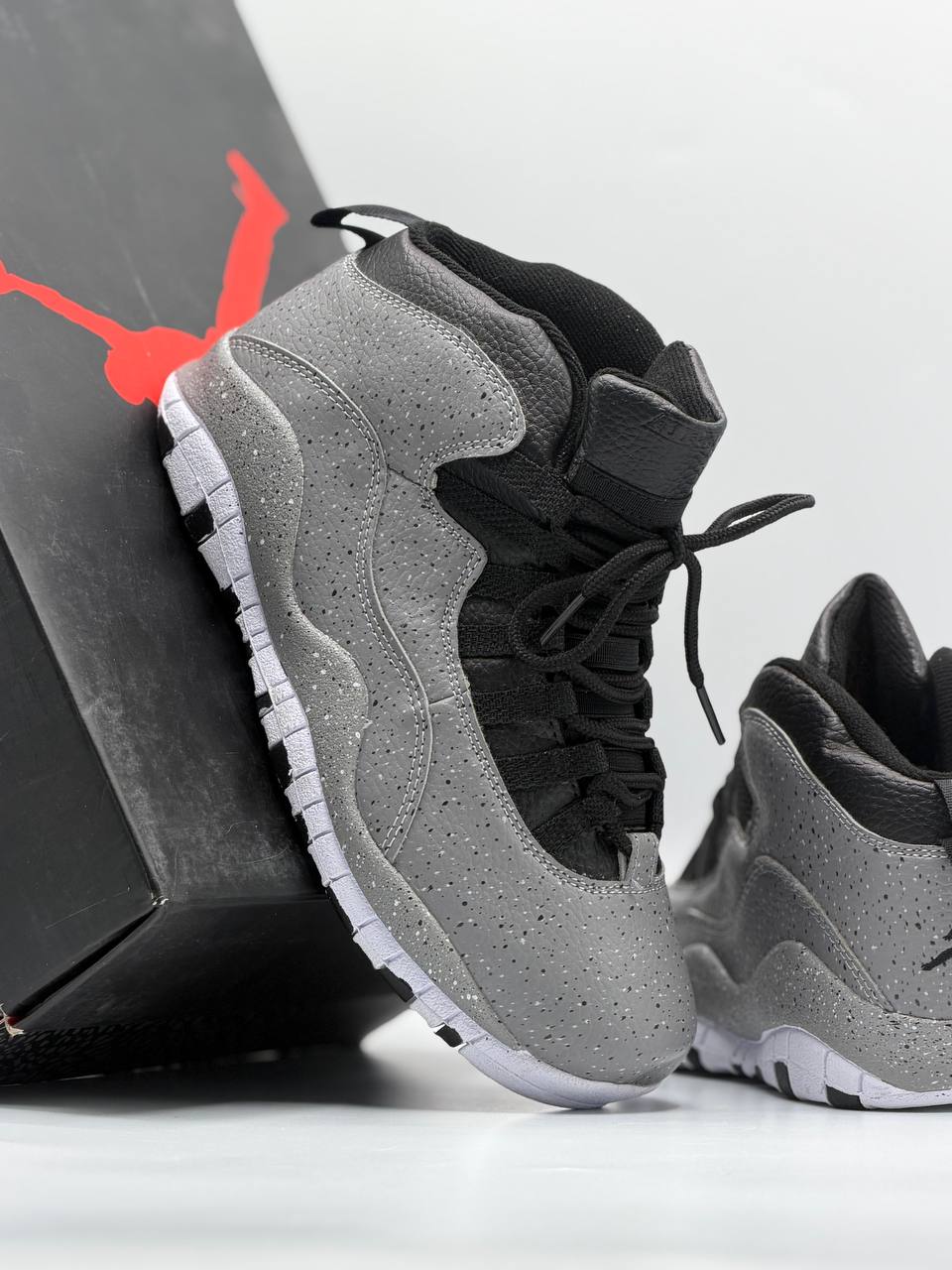 Air Jordan 10 Retro "Light Smoke Grey / Cement" | Gris-Negro