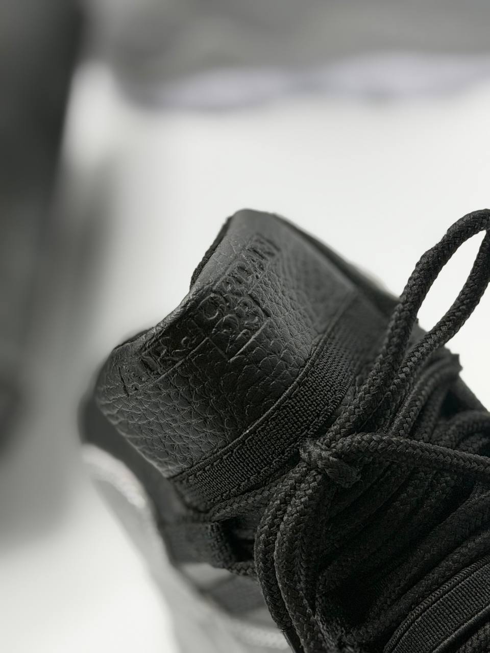 Air Jordan 10 Retro "Light Smoke Grey / Cement" | Gris-Negro