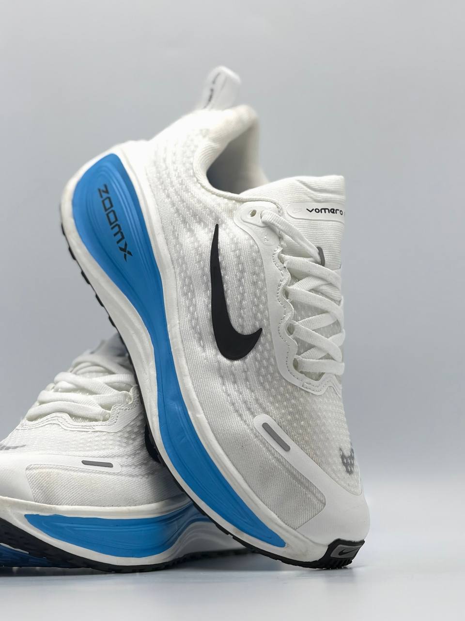 Nike Vomero Plus | Blanco-Azul