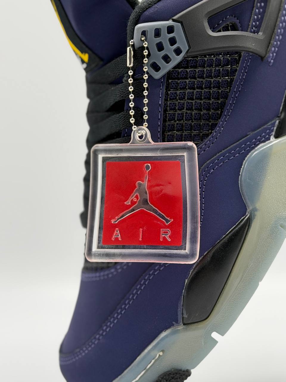 Air Jordan 4 Retro "Lakers" | Purpura