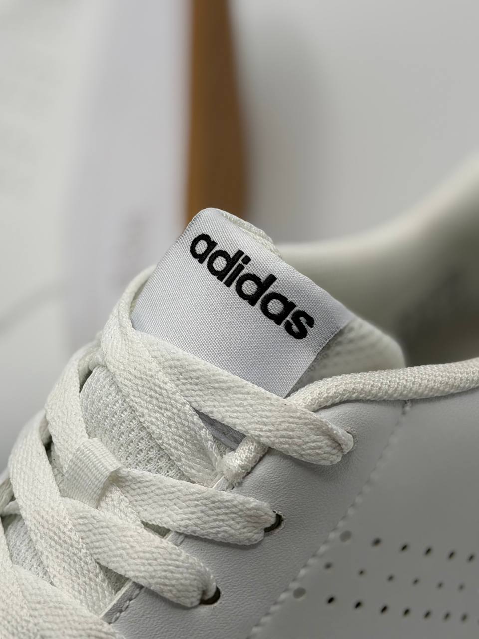 Adidas Advantage 2.0 | Blanco-Negro