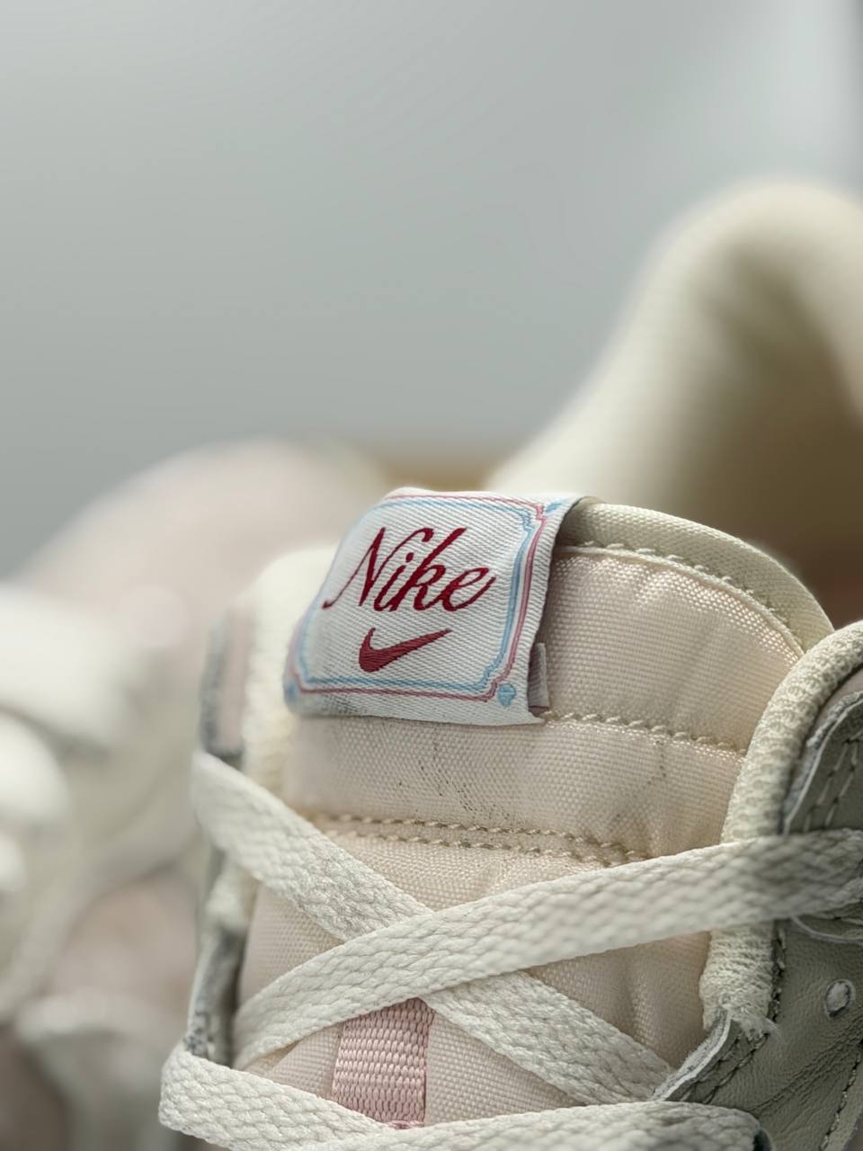 Nike Dunk Low Valentine's Day | Beige-Rosa