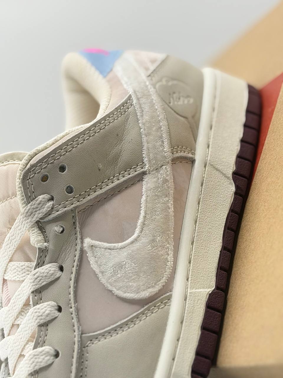 Nike Dunk Low Valentine's Day | Beige-Rosa